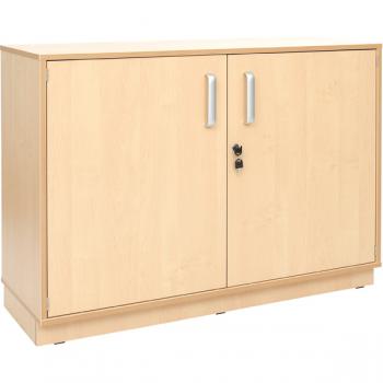 Schrank abschließbar auf SockelBreite 118cm